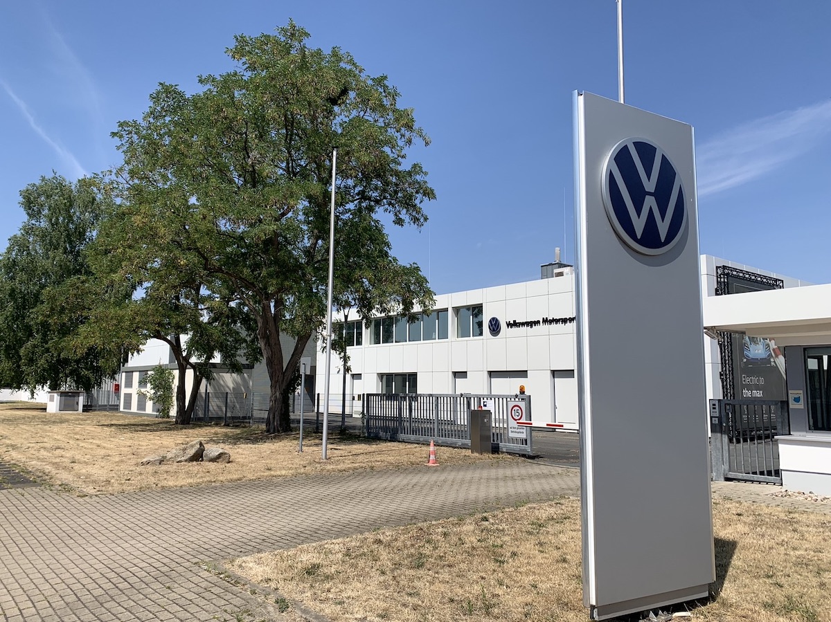 Volkswagen Nutzfahrzeuge Umbau Stahlhallen